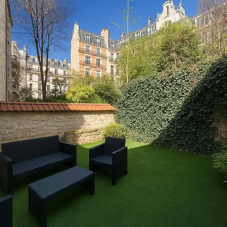 Apartment Garden Flat In 16 Paris
