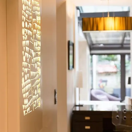 Apartamento Garden Flat In 16 *